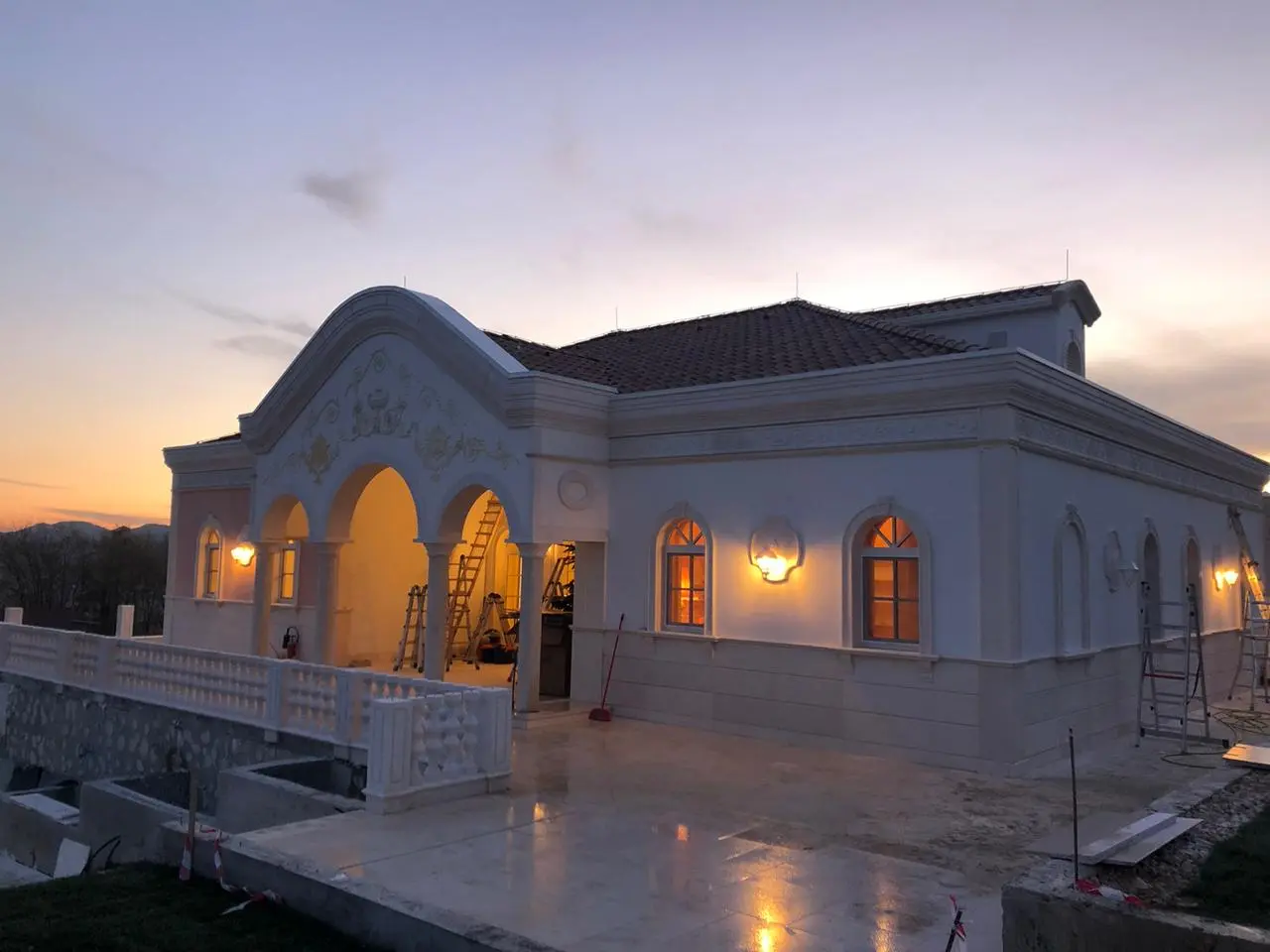 Completed private residence at dusk